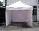Tenda 3,00 x 3,00 fechamentos brancos